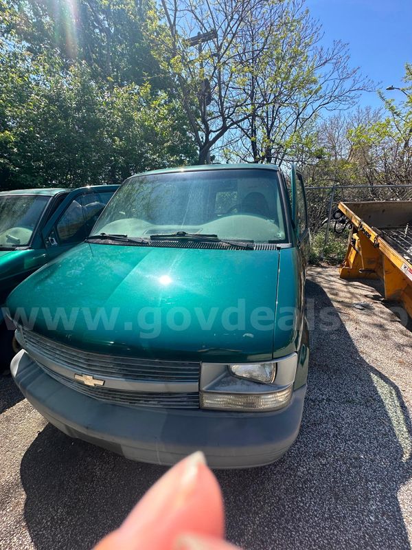 2000 Chevrolet Astro Cargo Van