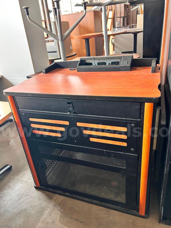 Presenter Cabinet with Power & Cable Connectivity