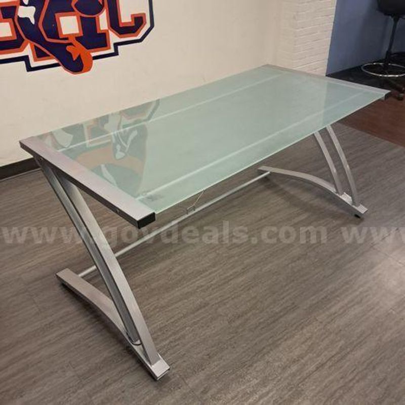 Glass Table/Desk (223586 NM)