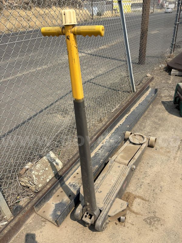Large Floor Jack