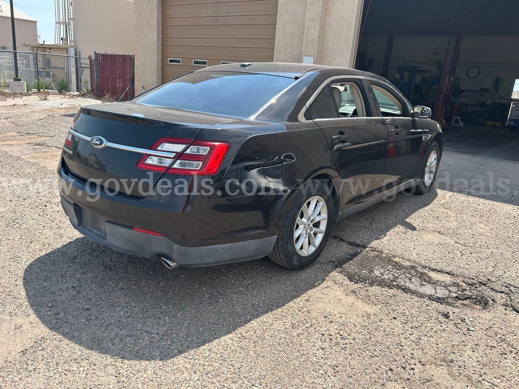 2014 Ford Taurus