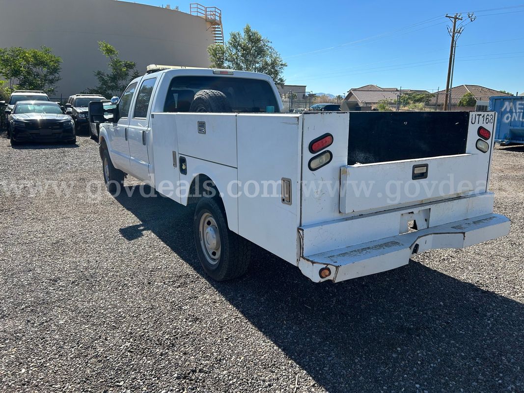 2013 Ford F-350 SD XL Crew Cab 4WD
