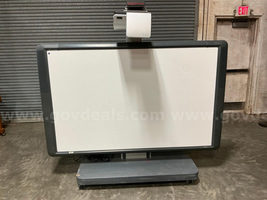 Rolling Promethean Active Board PRM-AB387-03