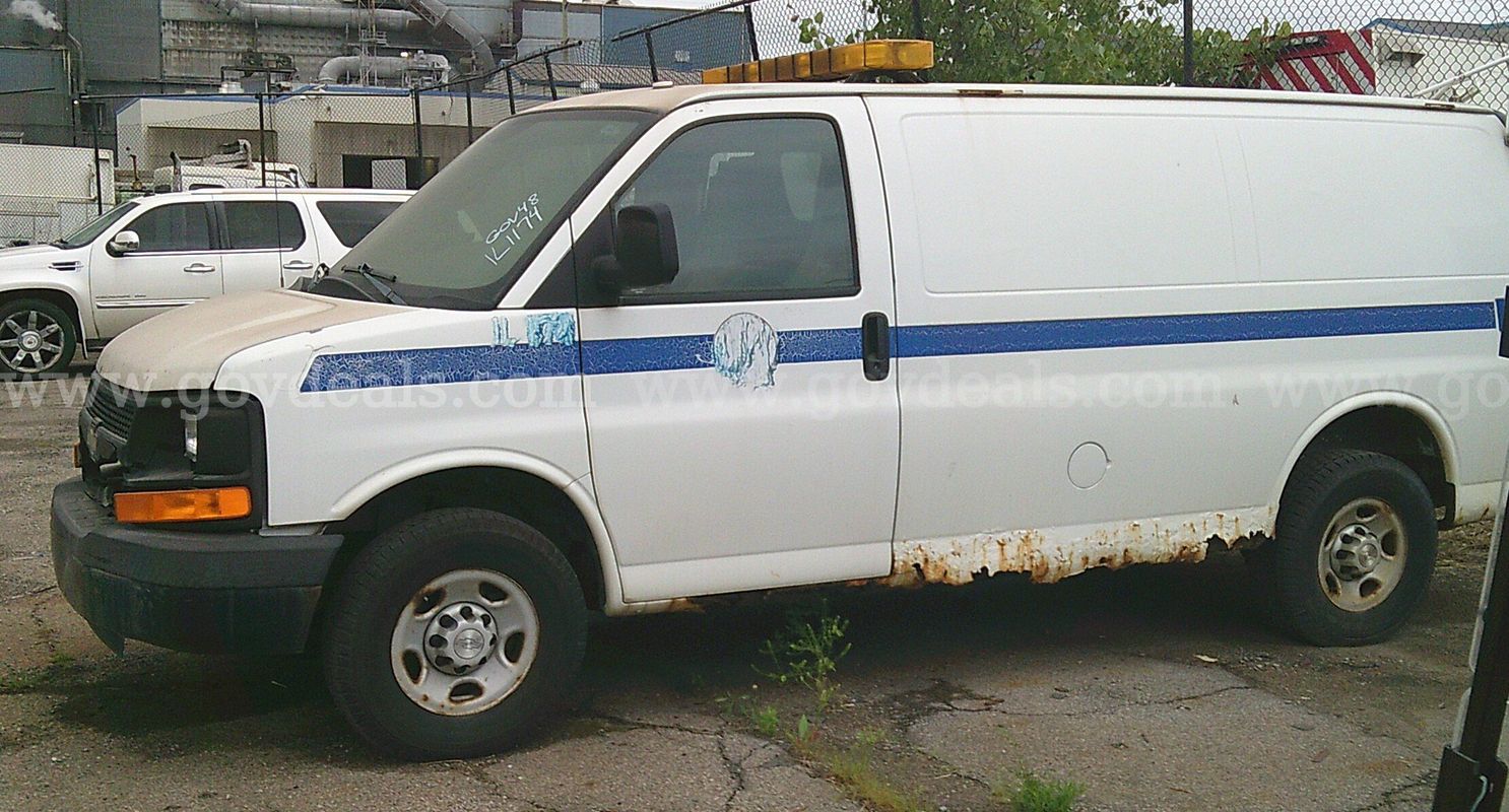 2008 Chevy Express Van
