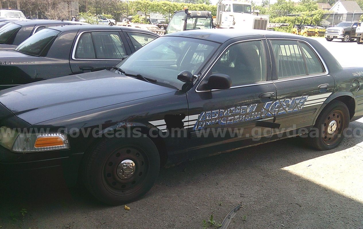 2010 Ford Crown Vic