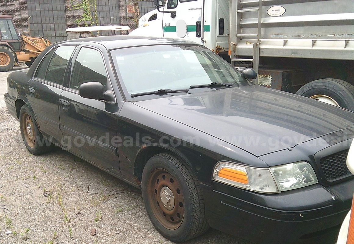 2010 Ford Crown Vic