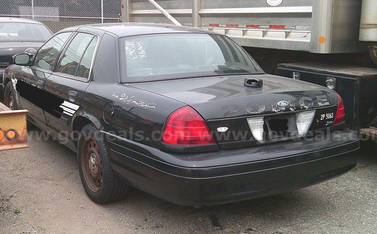 2010 Ford Crown Vic