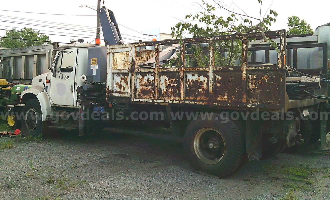 1999 International 4700 Truck