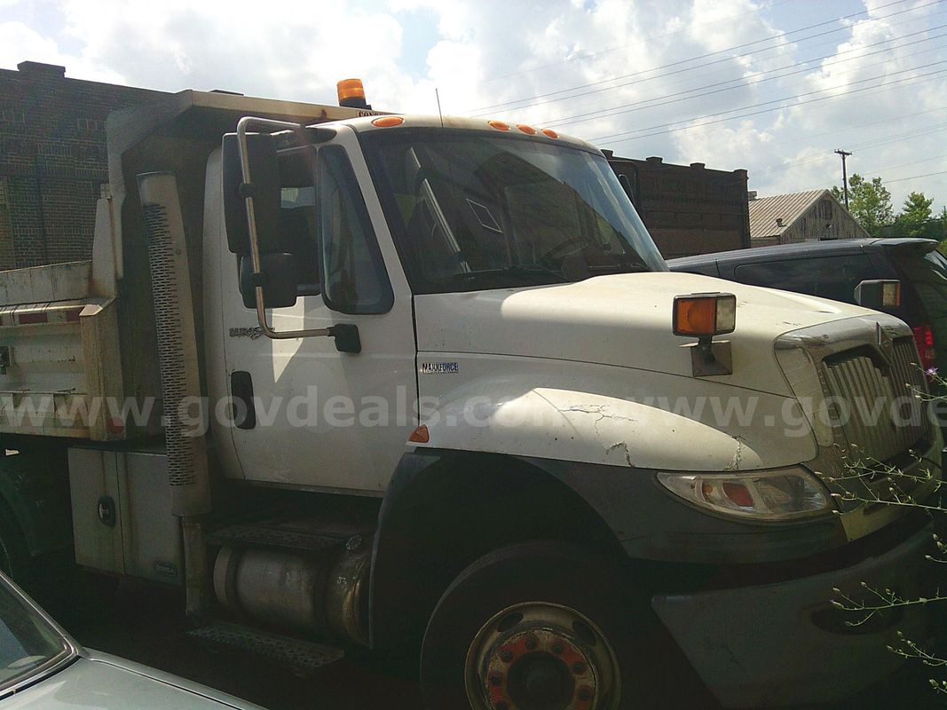 2011 International 4400 Dump Truck