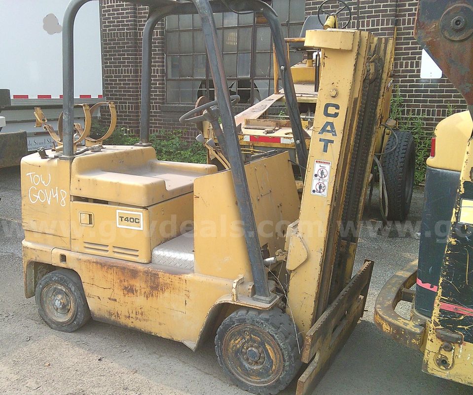 1983 CAT T40C Forklift