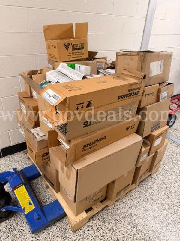(1) Pallet Miscellaneous Electrical Items