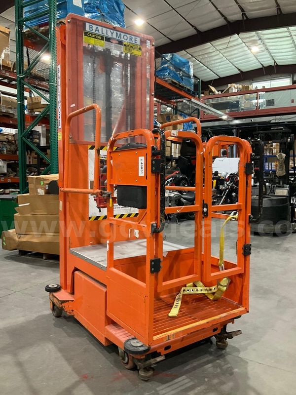 2015 BALLYMORE VERTICAL MAST MAN LIFT, MAX PLATFORM HEIGHT 12FT