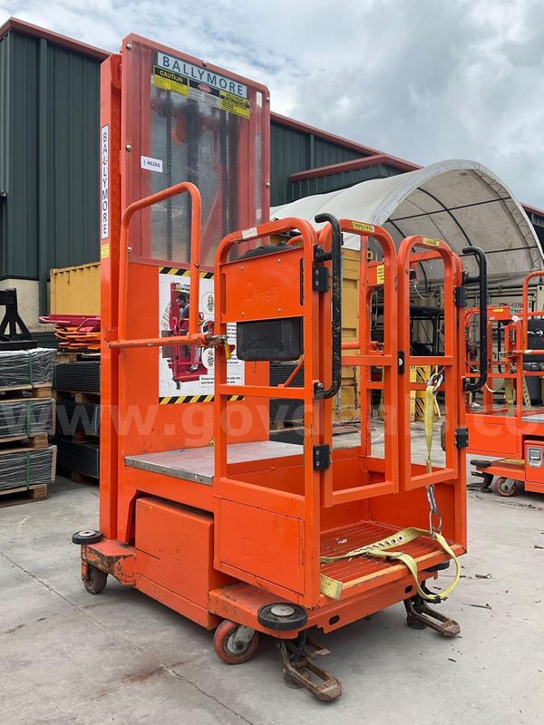 2015 Ballymore Vertical Mast Man Lift, Max Platform Height 12ft