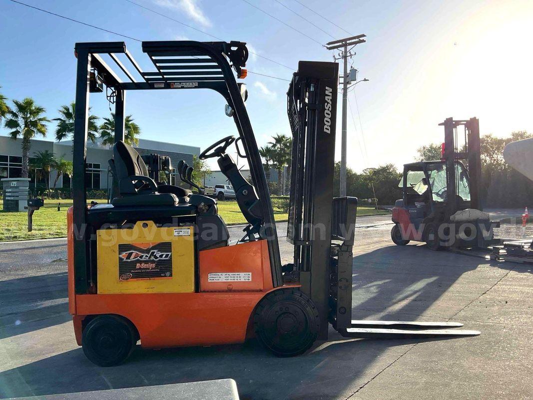 DOOSAN FORKLIFT BC15S-5, ELECTRIC