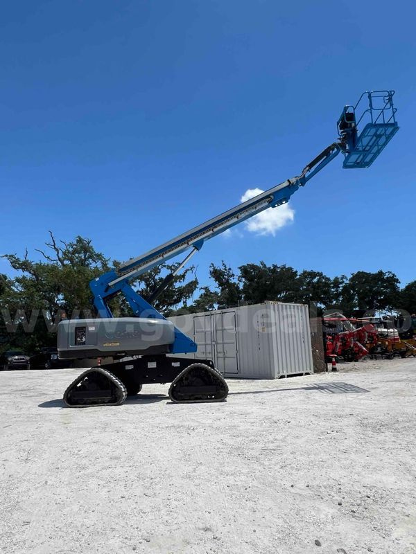 2016 GENIE ROUGH TERRINE BOOM LIFT MODEL S-65TRAX; DIESEL
