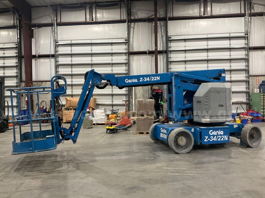 2014 GENIE ARTICULATED BOOM LIFT MODEL Z-34/22N