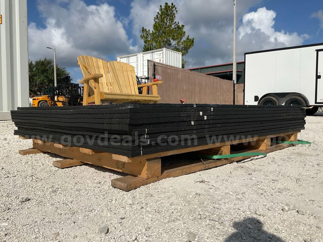 PALLET OF GROUND PROTECTION MATS; APPROX 10PCS; APPROX 73 IN W x 49 IN W