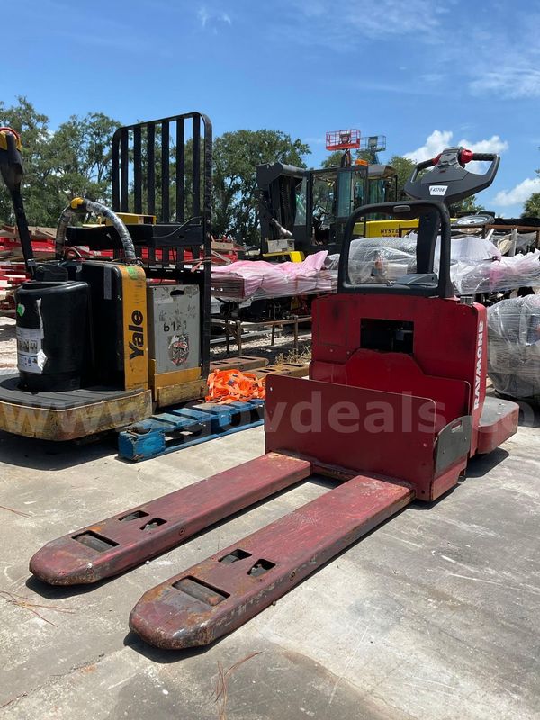 Raymond Pallet Jack Model 840-Fre60l; Electric Powered