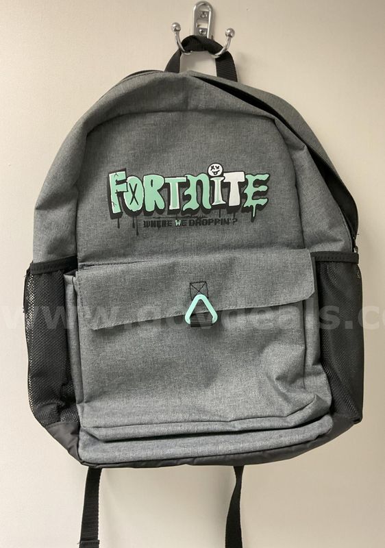 Fortnite Backpack - MUST PICK UP ITEM - MUST PICK UP ITEM
