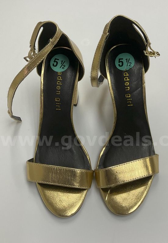 Women's dress shoe size 5.5