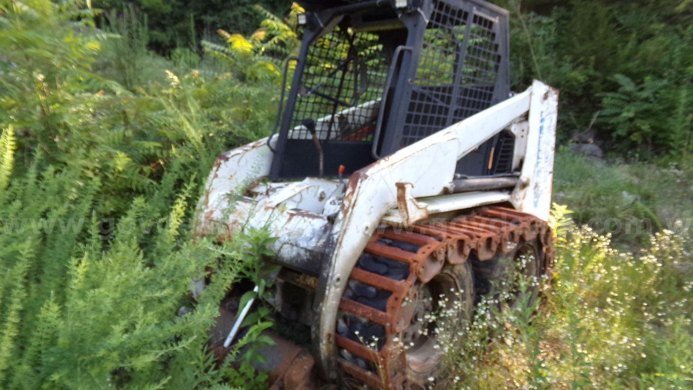 1998 1998 Bobcat 753 Mach
