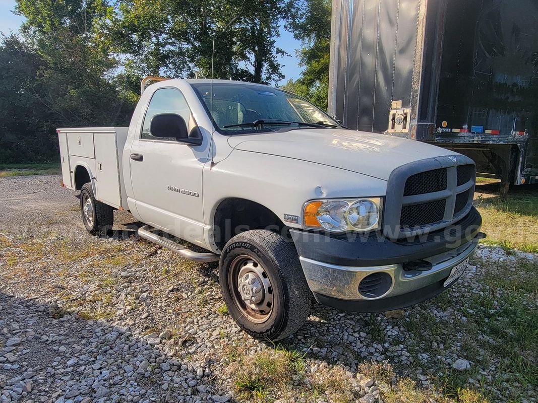2005 Dodge Ram 2500 REGULAR CAB PICKUP 2-DR, 5.7L V8 OHV 16V. 4X4