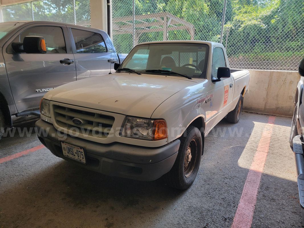 2003 Ford Ranger REGULAR CAB PICKUP 2-DR, 3.0L V6 OHV 12V.