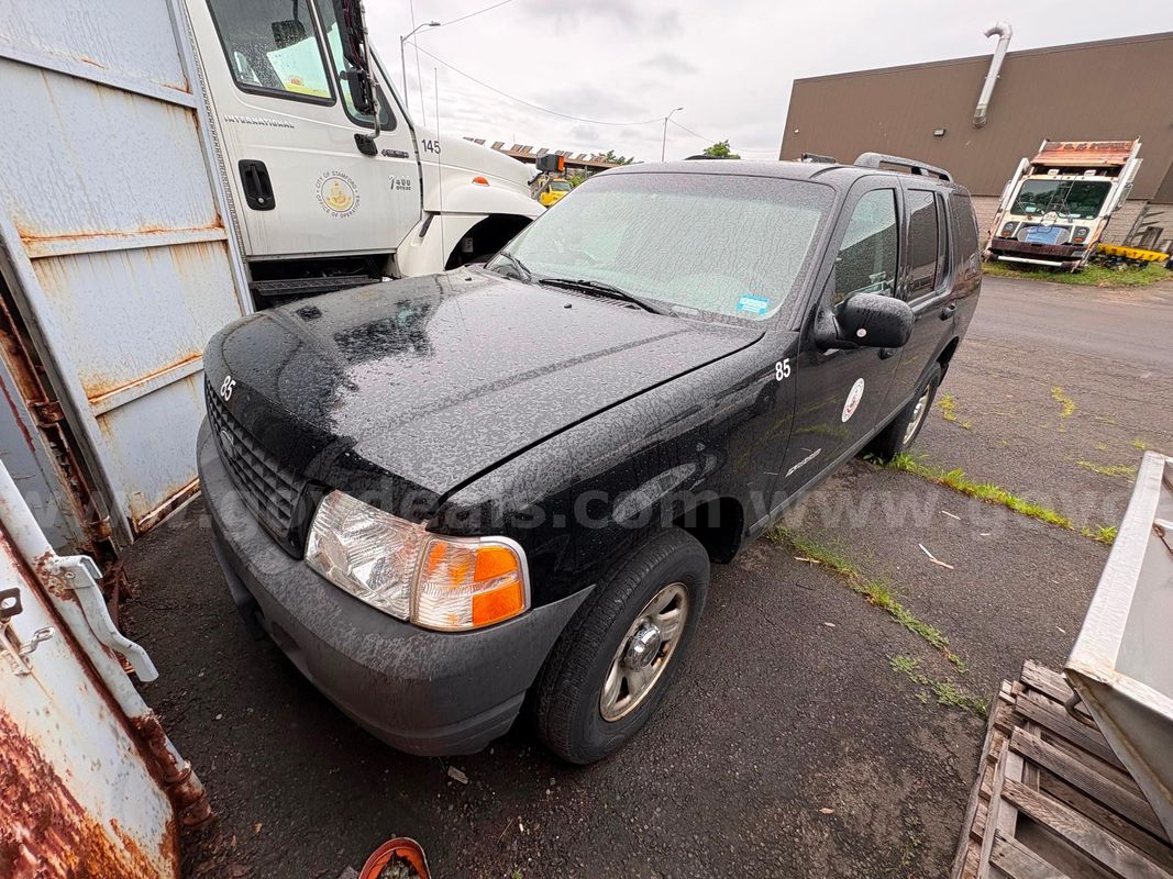 2004 Ford Explorer
