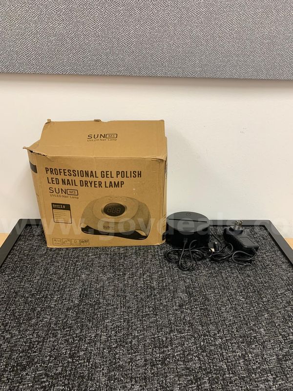 Nail Dryer Lamp & Variety of Handbags DOLLAR AUCTION