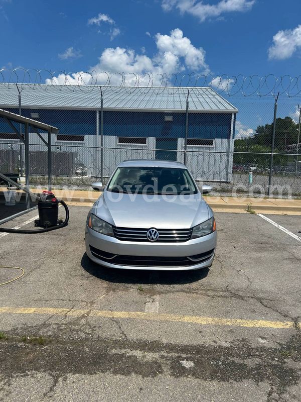 2012 Volkswagen Passat 2.5L SE