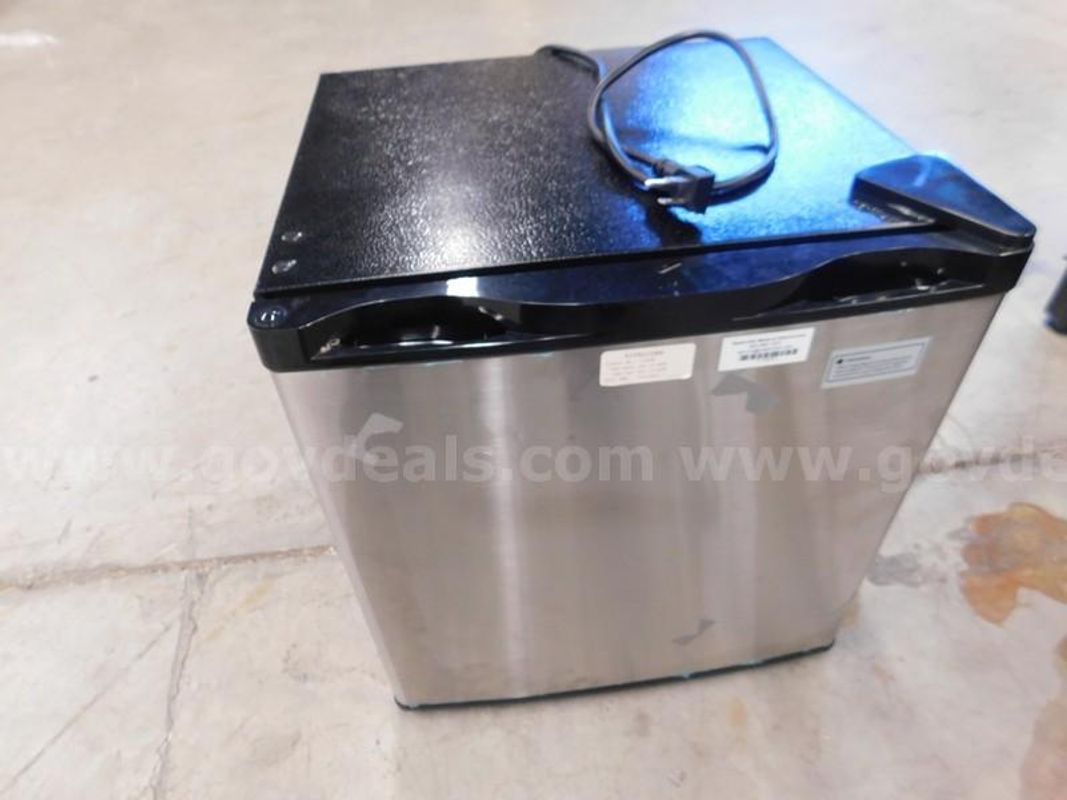 Mini Refrigerator - A2