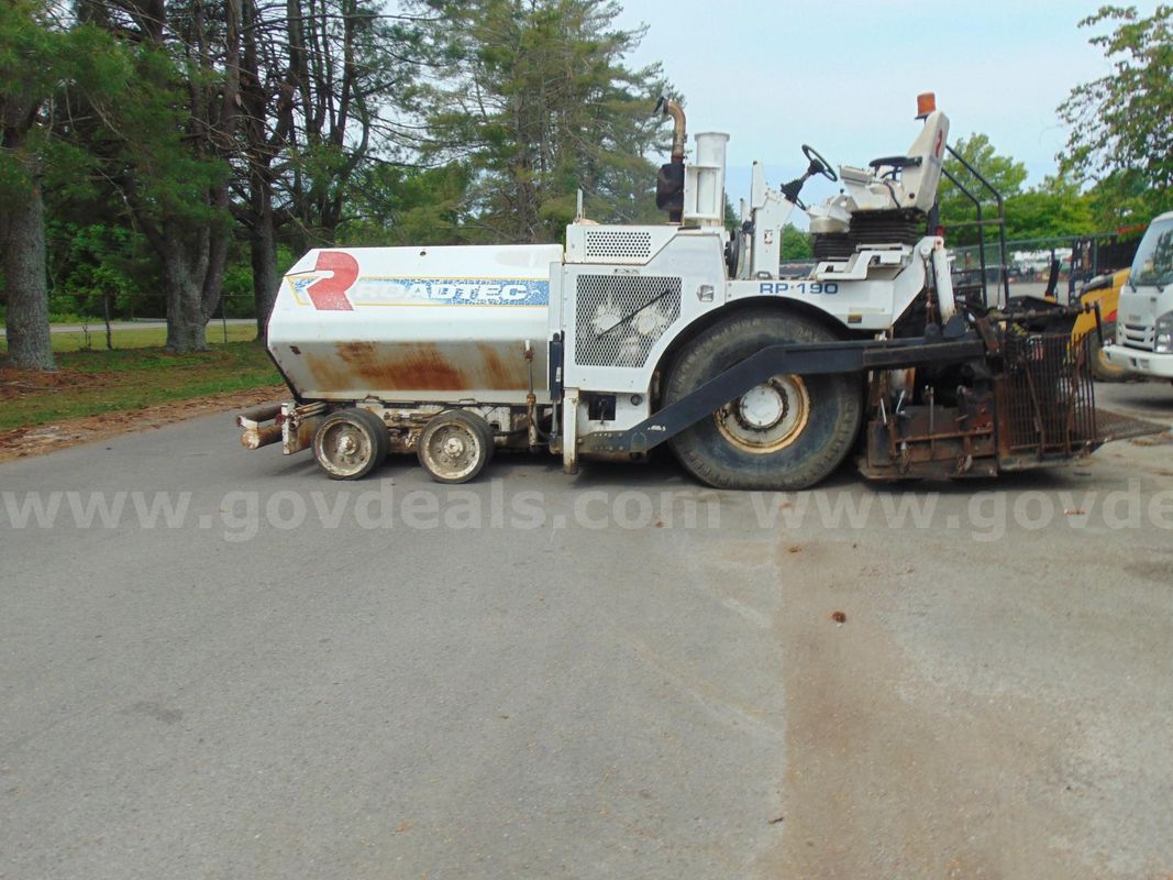 Roadtec RP150 Paver - Outside Gate Side Lot