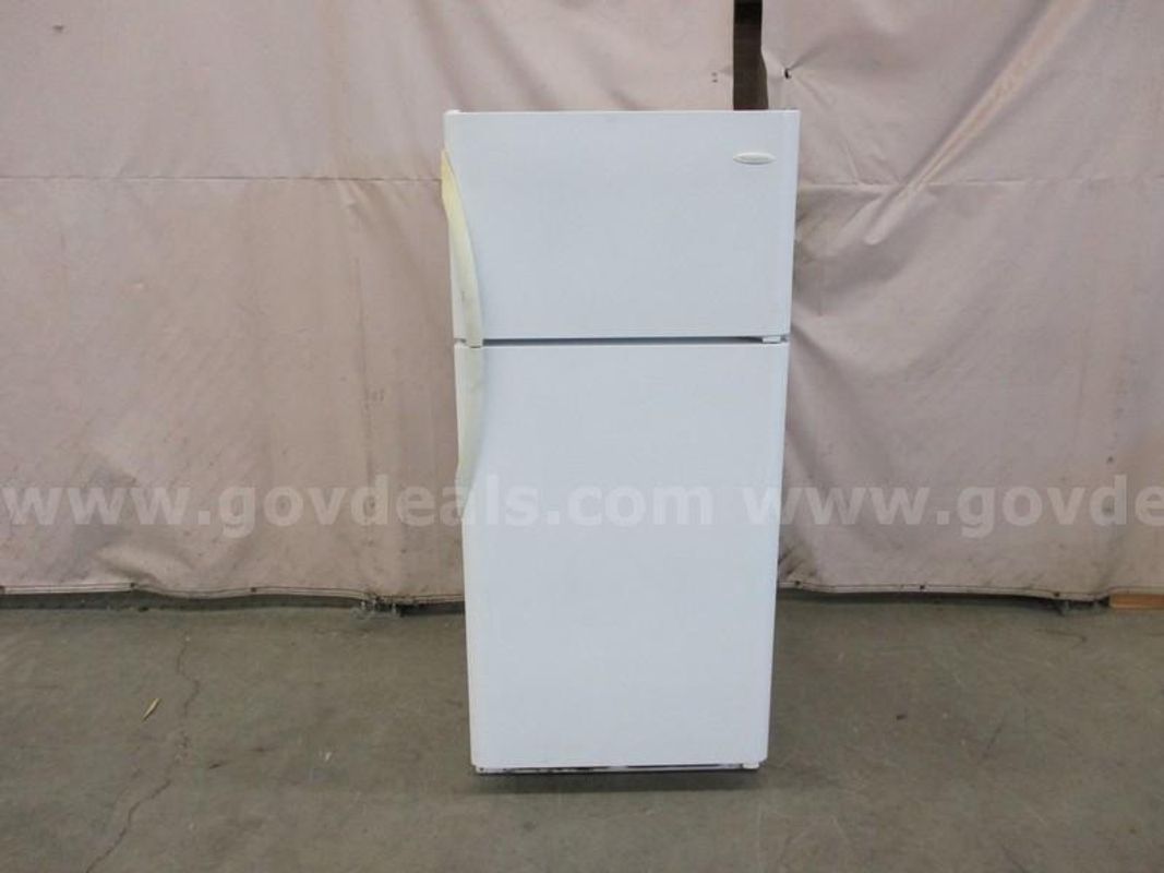 Frigidaire Refrigerator - C2