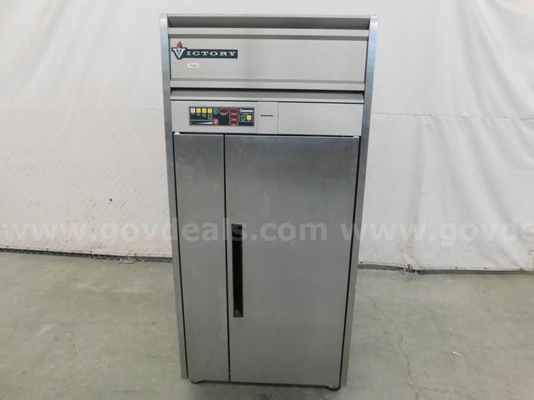 Commercial Refrigerator - B8