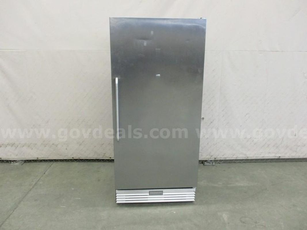 Commercial Refrigerator - C2