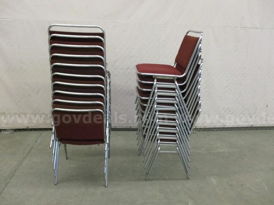 20 Chairs - C2