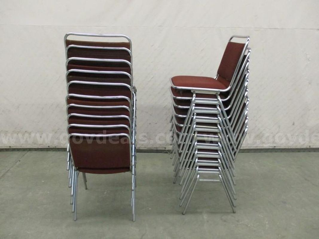 20 Chairs - C2