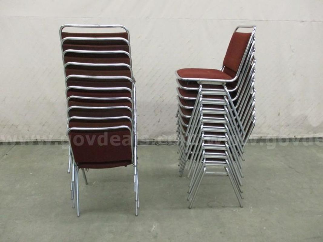 20 Chairs - C2
