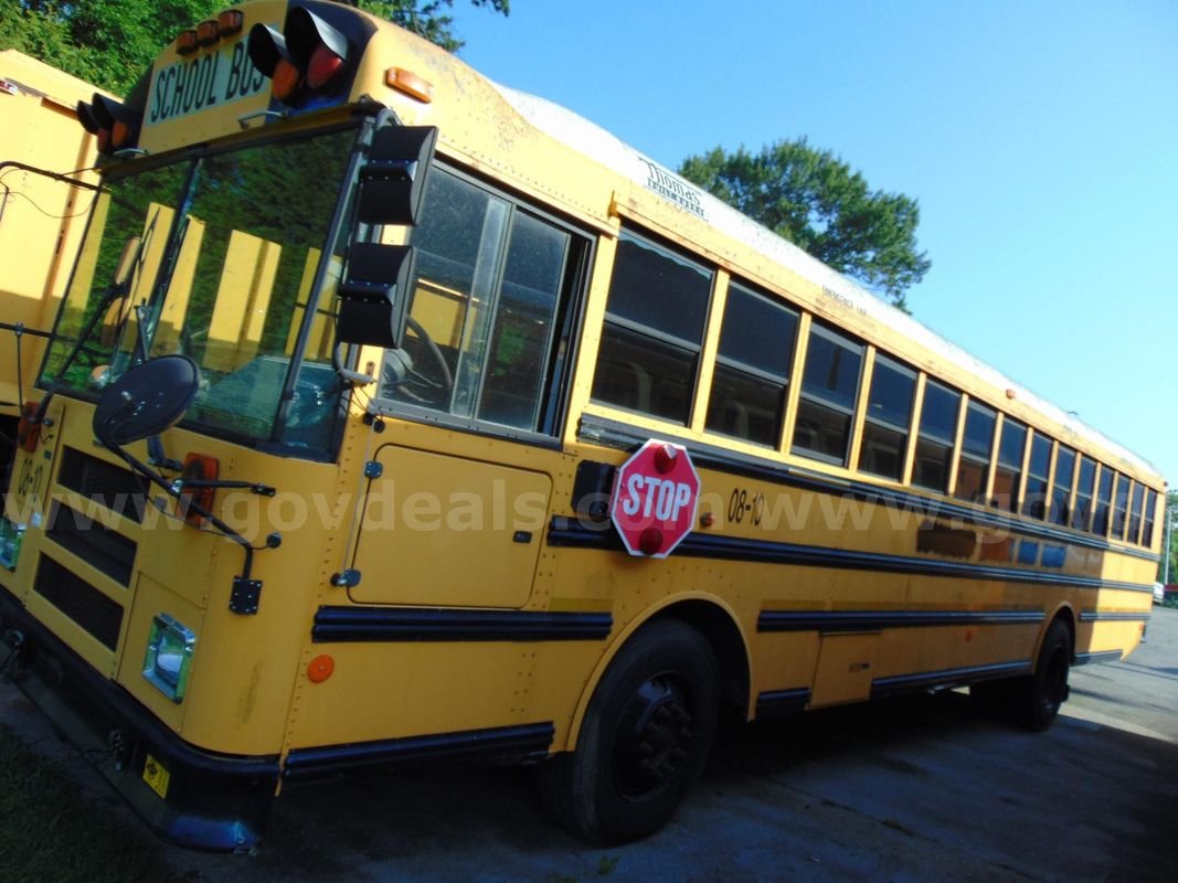 2008 Thomas Saf-T-Liner MVP School Bus - Surplus Lot