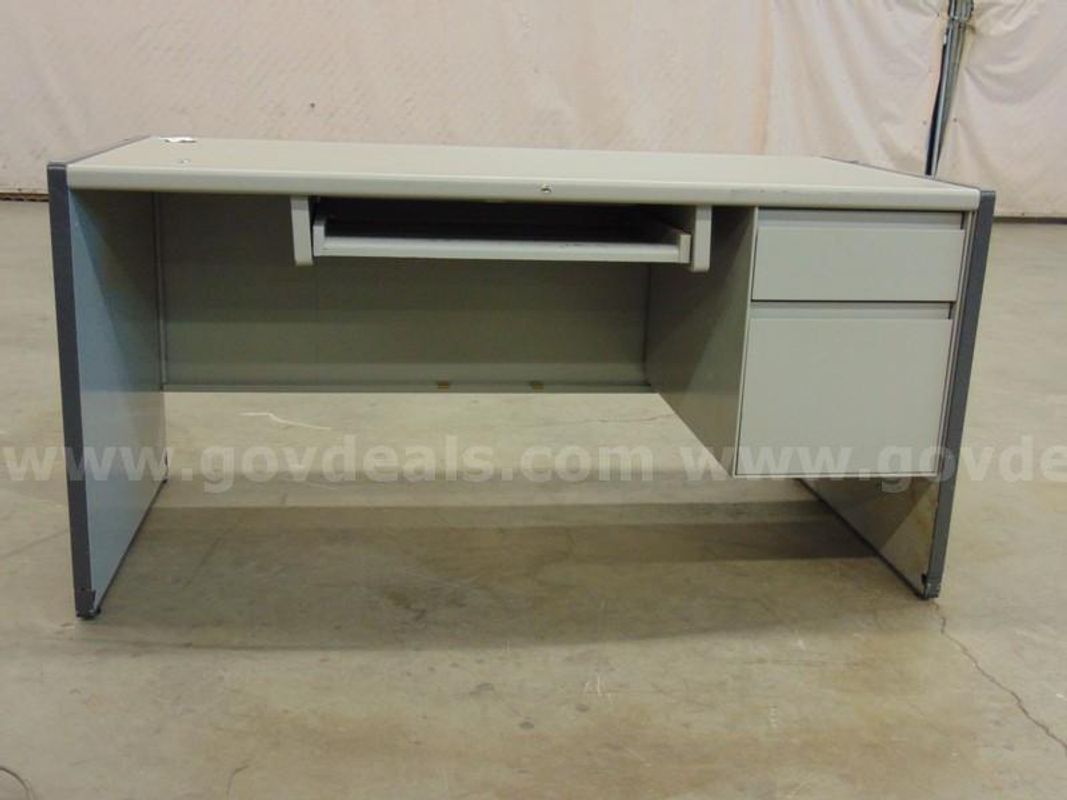 Desk - B8