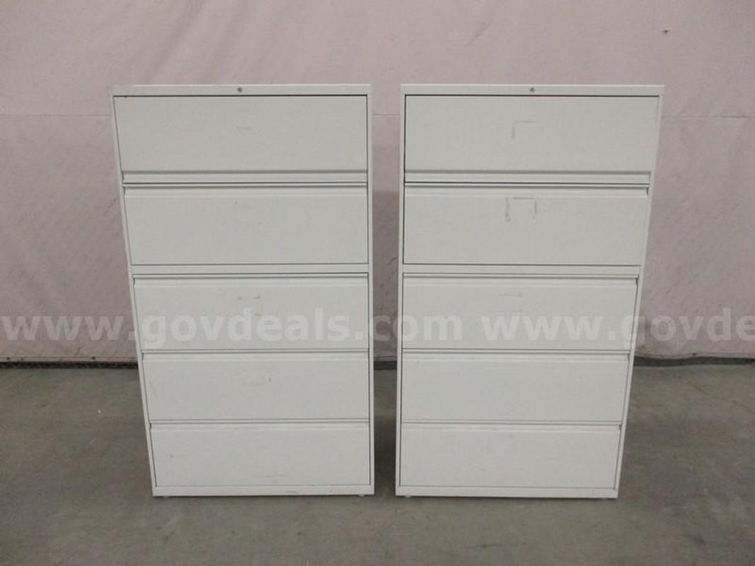 2 File Cabinets - B7