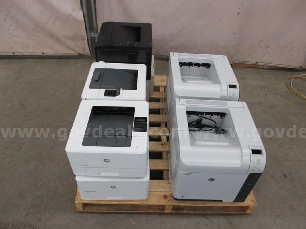 8 HP Printers - B2