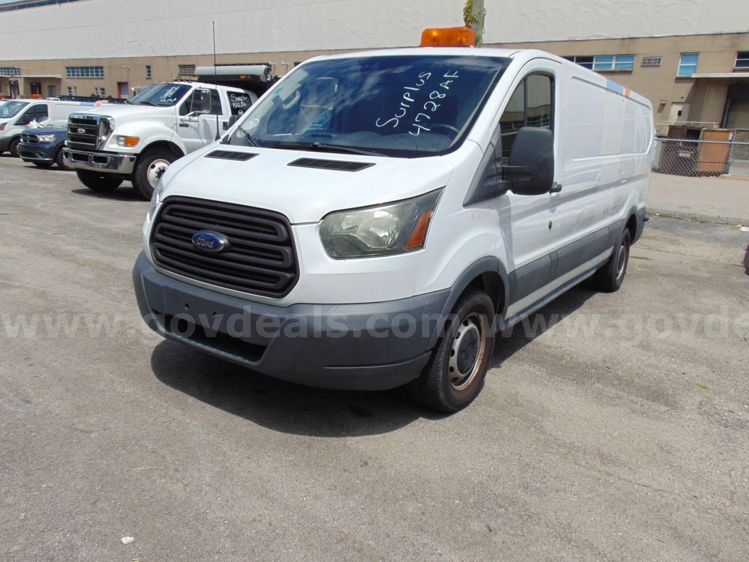 2016 Ford Transit Connect Van - Surplus Lot