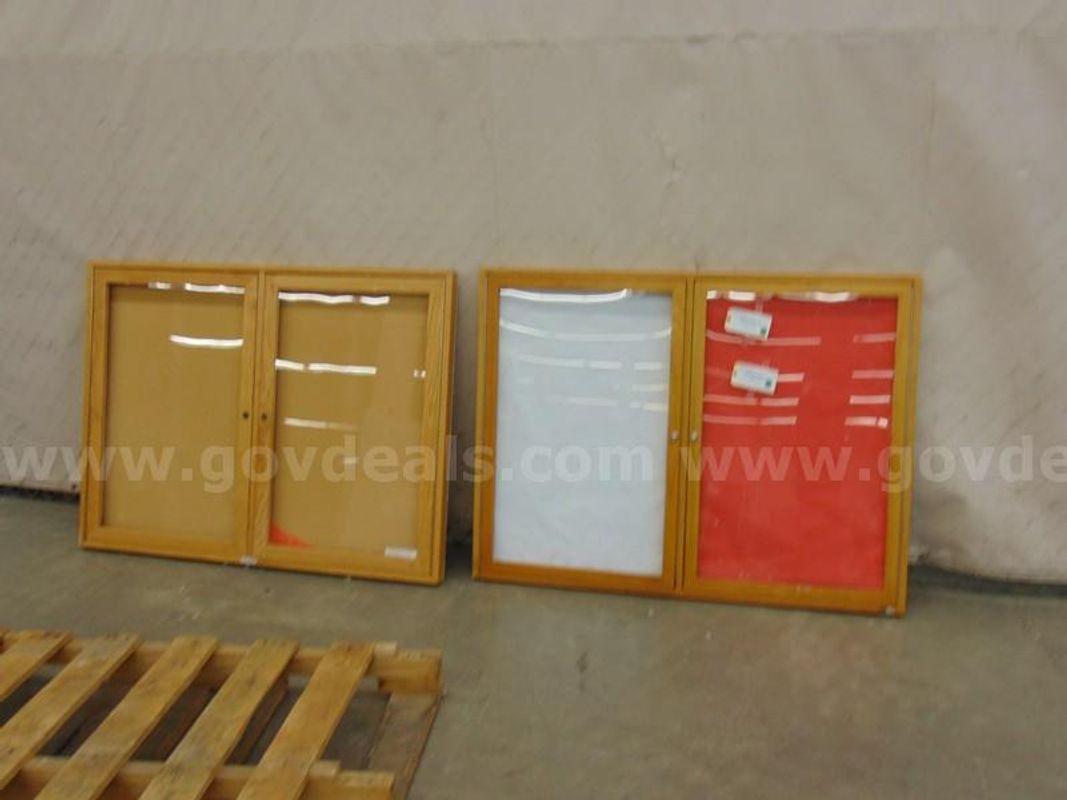 2 Display Cabinet/Bulletin Boards - B2