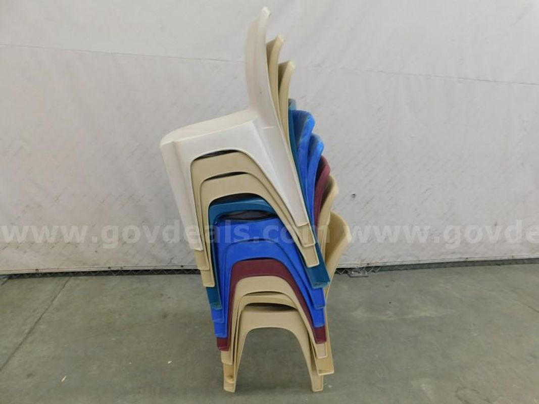 10 Stacking Chairs - C2