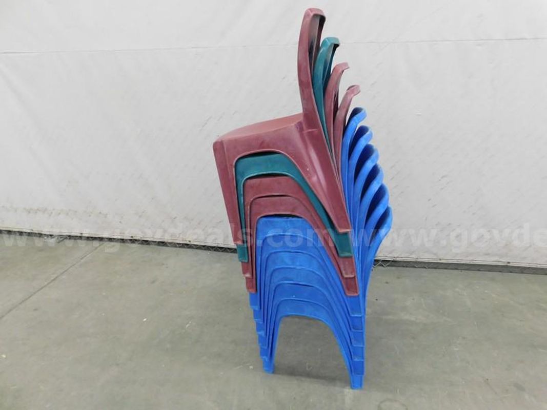 10 Stacking Chairs - C2