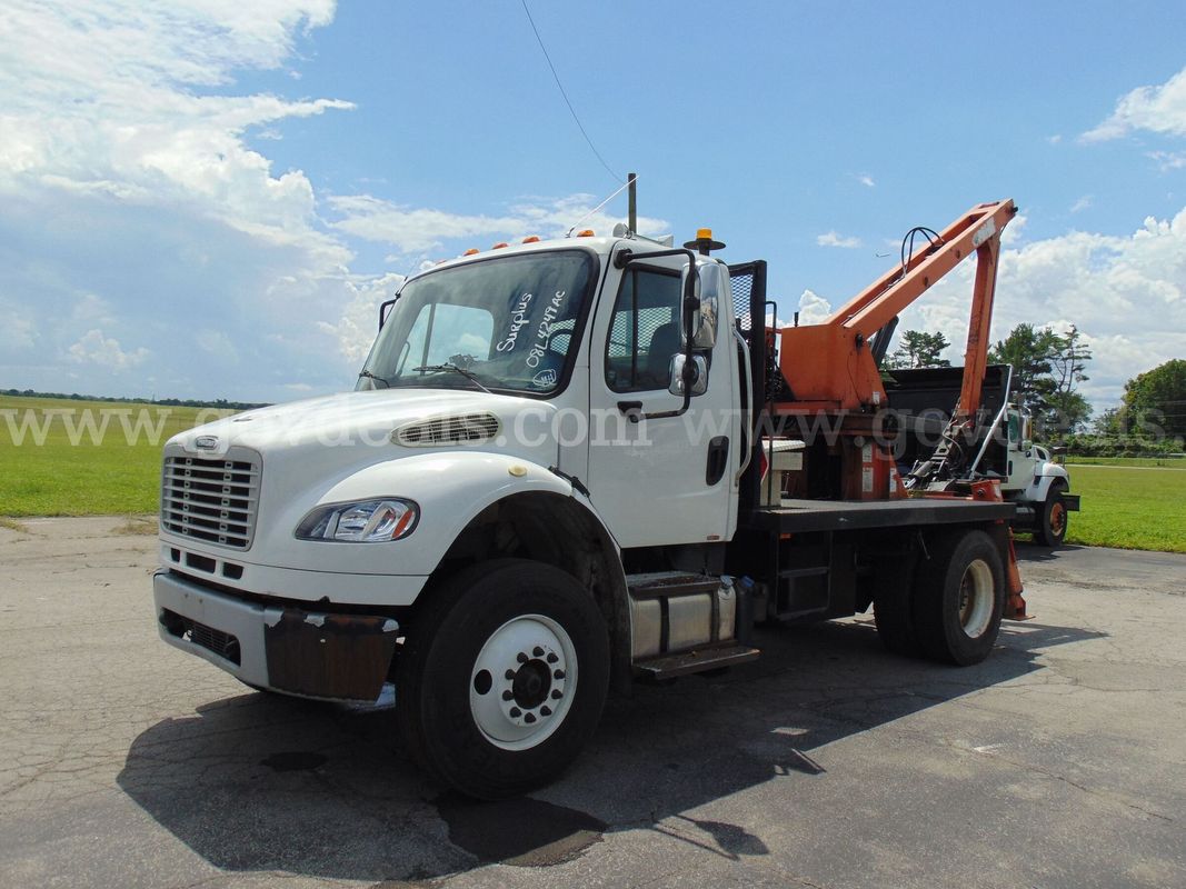 2013 Freightliner M2 106 Knuckle boom Truck - After Hours Lot