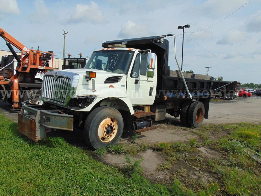 2009 International 7300 Dump Truck - After Hours Lot
