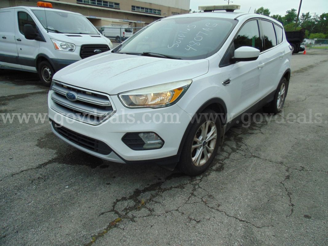 2017 Ford Escape 4 WD SUV - Surplus Lot