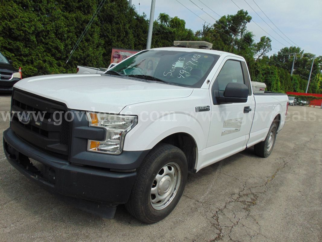 2017 Ford F-150 2 WD Truck - Surplus Lot